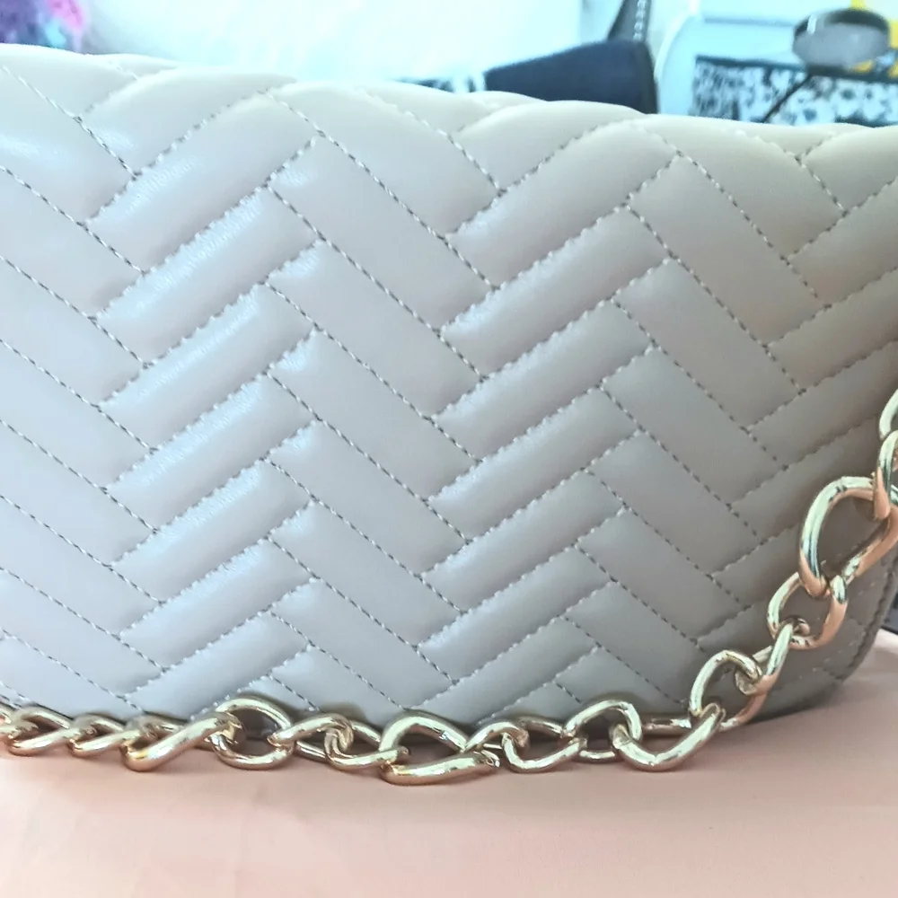 Forever 21 women's purse - Picture 2 of 5